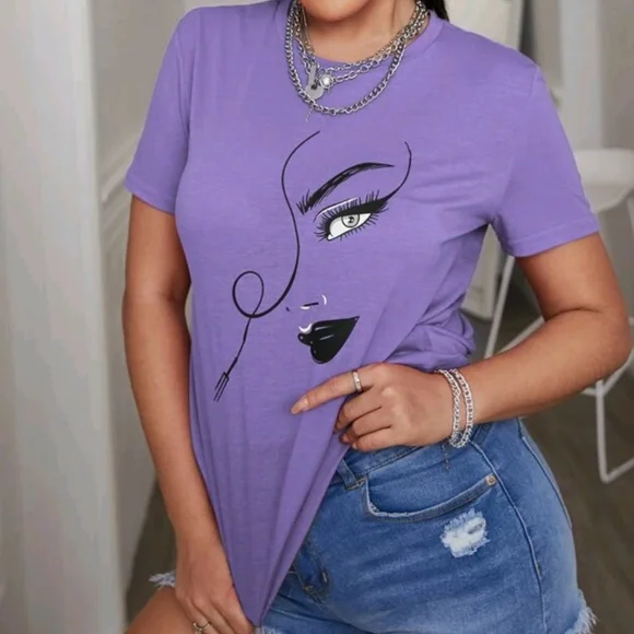 SEXY DEVIL GRAPHIC TEE - Picture 5 of 7